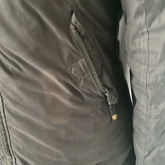 ARITZIA TNA black ski jacket - Picture 12 of 12